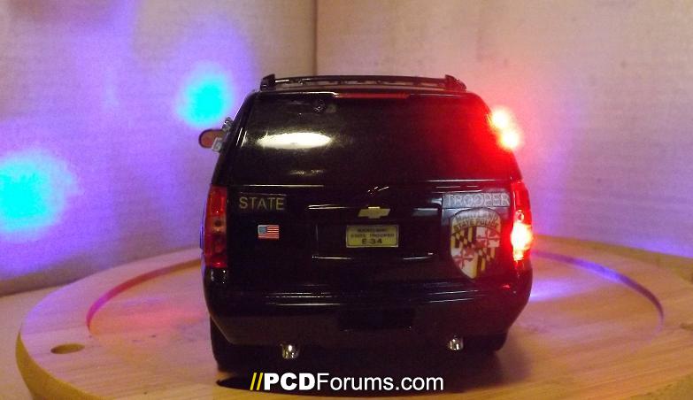 1-24 Maryland State Police tahoe with leds and reflective decals (5)