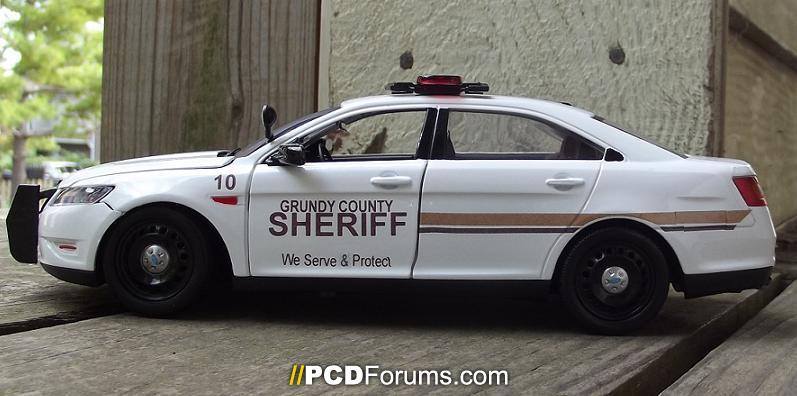 Grundy Co.  Illinois  Sheriff 1-32 Ford (4)