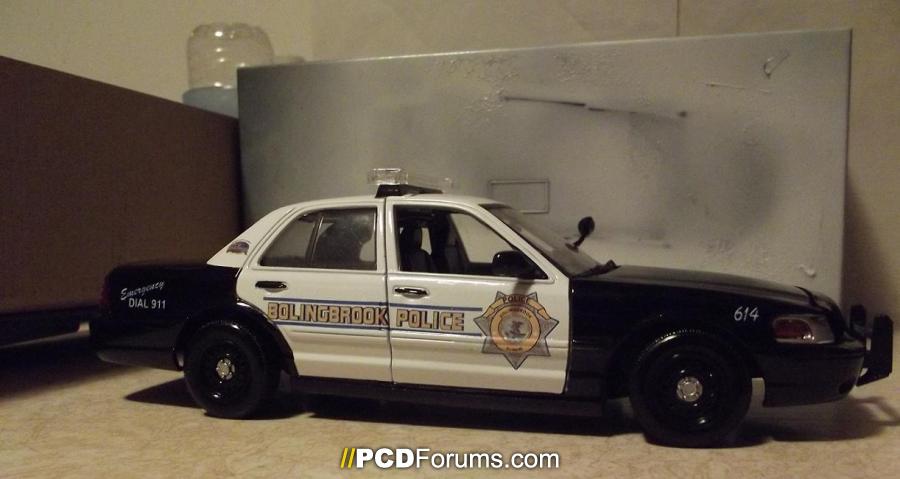 1-24 Bolingbrook, Illinois Police ford (1)