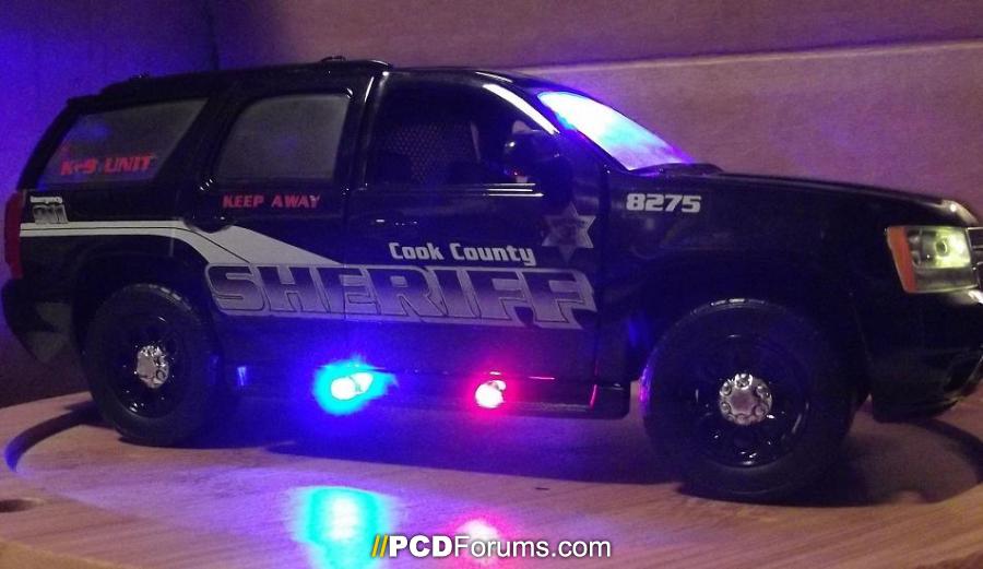 1-24 Cook Co. Sheriff K-9 with leds (2)