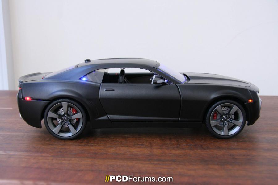 Unmarked Camaro - 1:18 lit