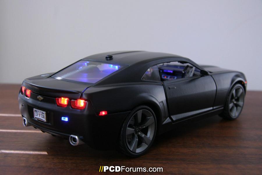 Unmarked Camaro - 1:18 lit