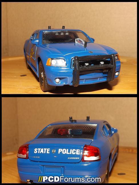 1-32 non lit Michigan State Police slick top charger (2)