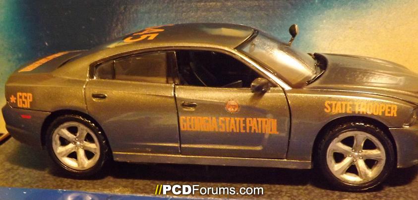 1-24 Georgia State Patrol grey charger (5)