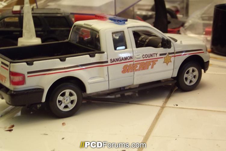 1-31 scale SCSO ford f150 (8)