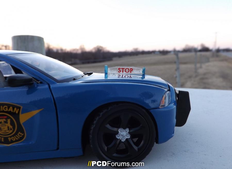 1-24 Michigan State Police charger (10)