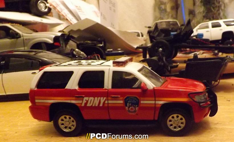 1-32 NYFD tahoe with patterned leds (1)